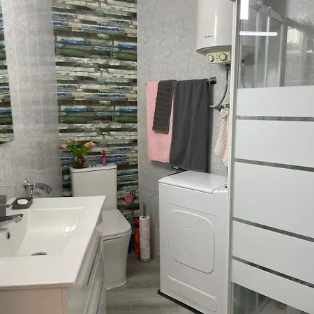 Torre Colon - Turis Apartment